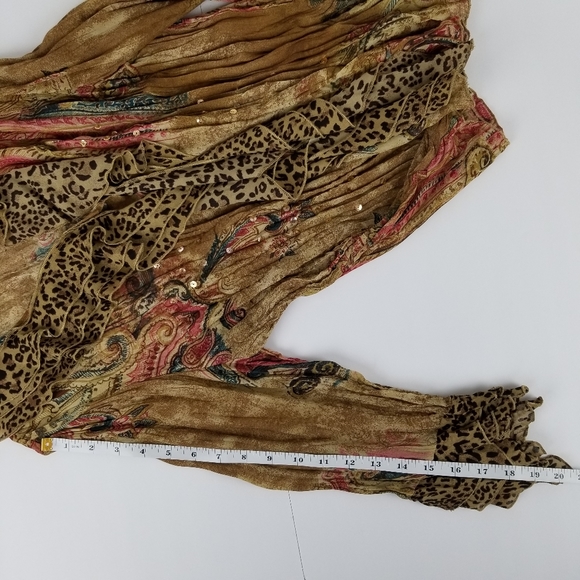 Piano animal print button up top size L - Picture 7 of 8